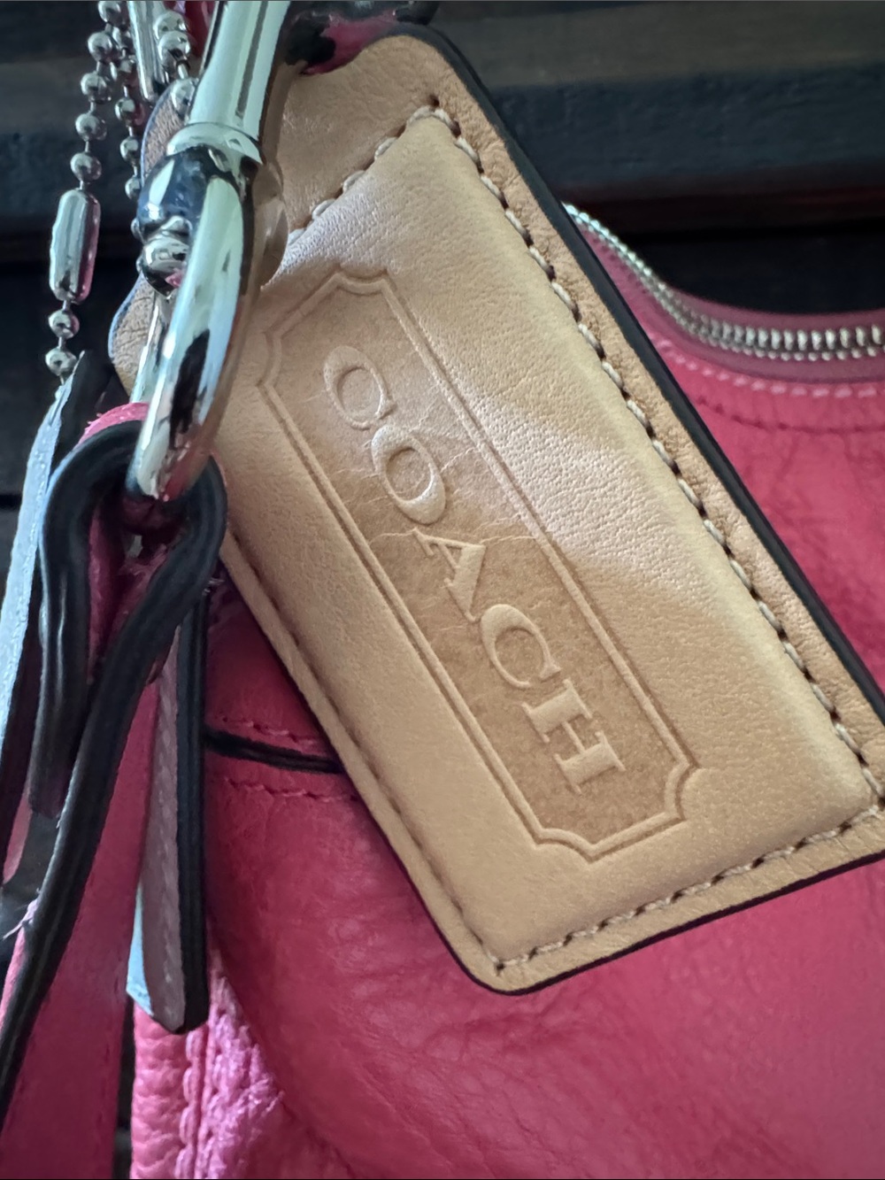 Coach Pink Leather Shoulder Bag with Dual Straps - Picture 4 of 9